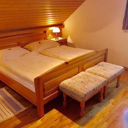 Schmautz Ferienwohnungen & Zimmer Miklauzhof Extérieur photo